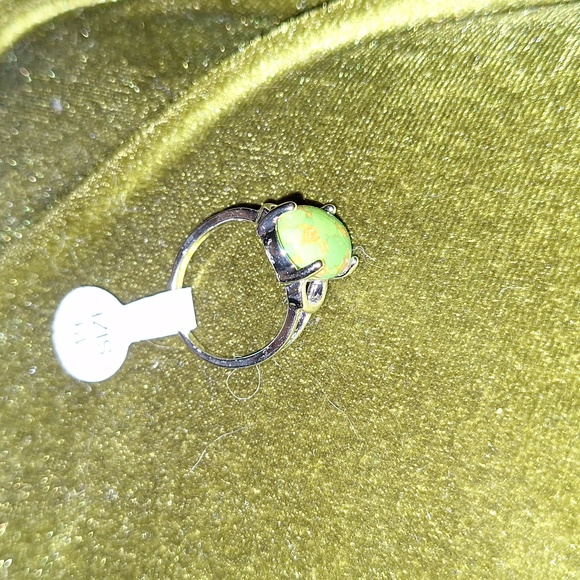 Green/brown stone ring women's size 9 - Picture 4 of 6